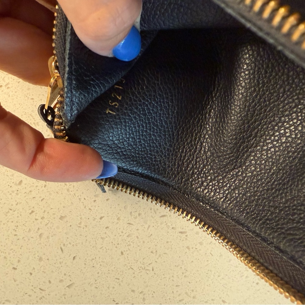 Authentic Louis Vuitton empertine zippy wallet - Picture 7 of 8